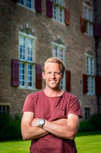 Meer-dan-Goud-EO-S2-Michel-07-WJ0 3214 LR